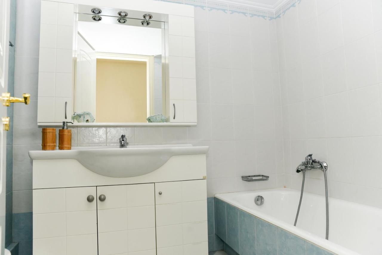 Kaliroon Seaside Apartment Каламата Экстерьер фото